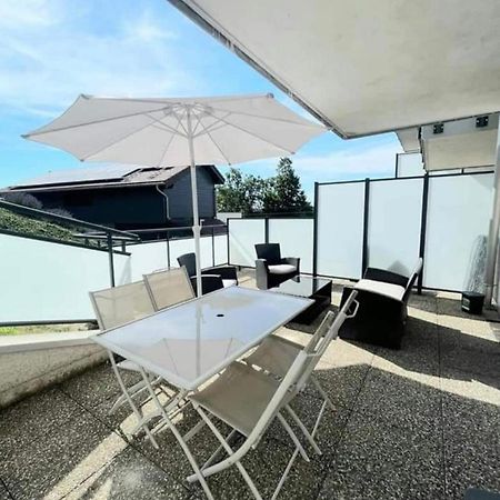 Appartement 4 Personnes Proche Lac Saint Point Montperreux Luaran gambar